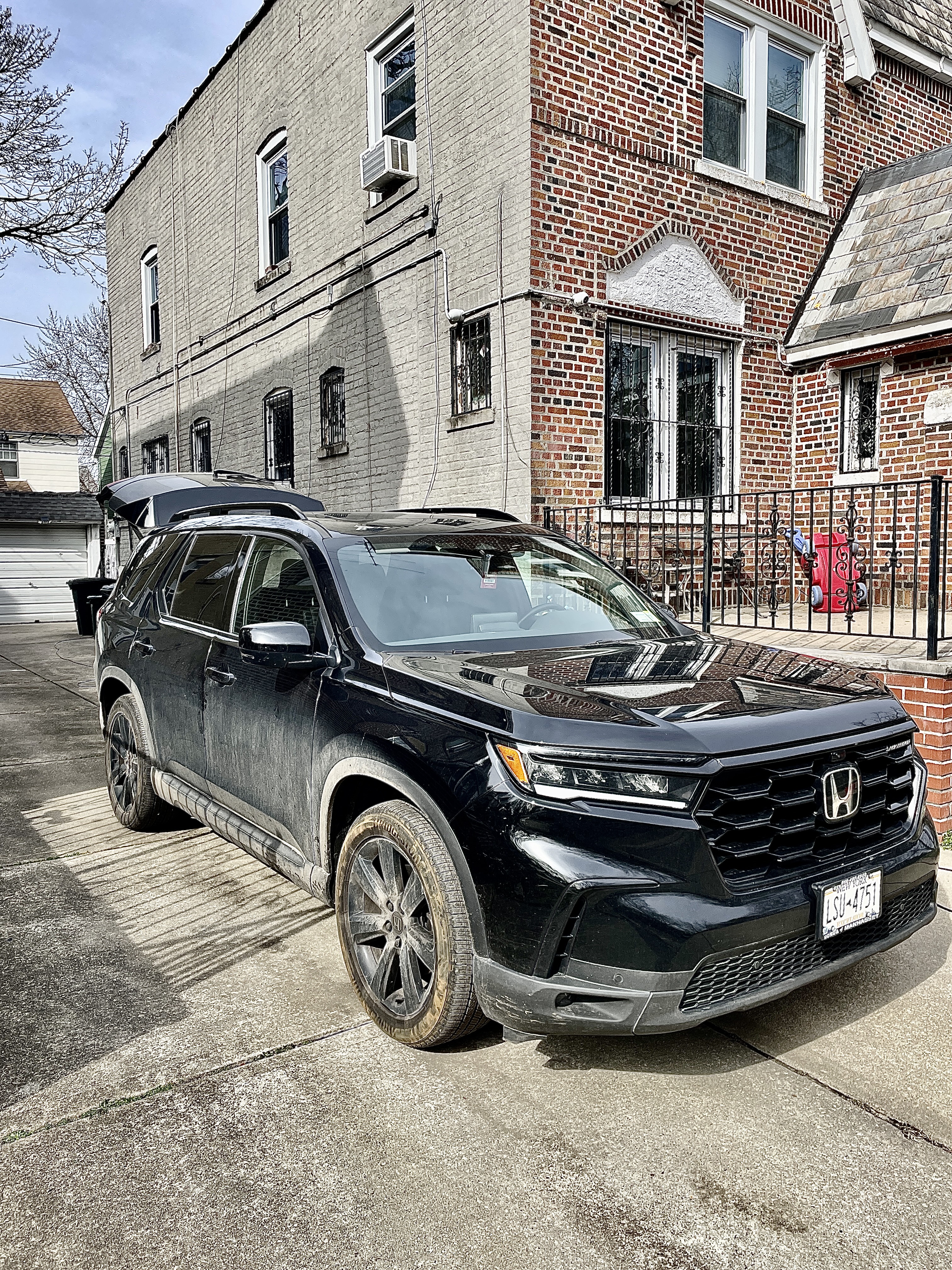 Dirty 2026 Honda Pilot before detail